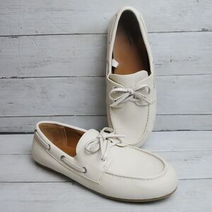 Universal Thread Shoes Womens Size 9 Off White Boat Loafers Moc Toe Memory Foam